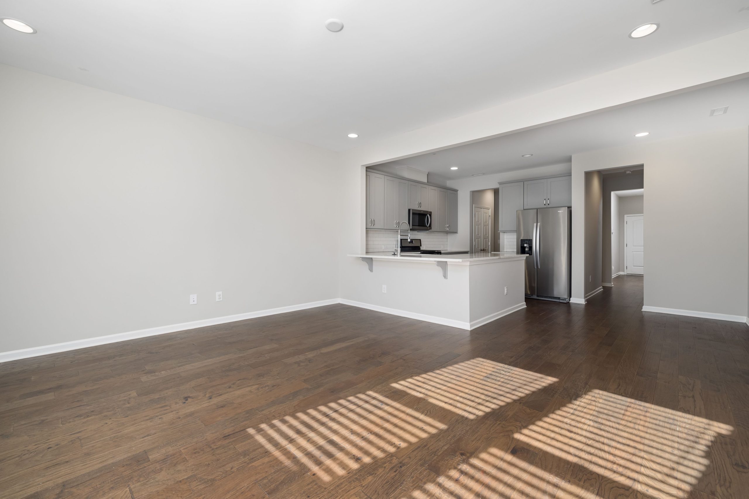Appartement spacieux avec cuisine moderne équipée